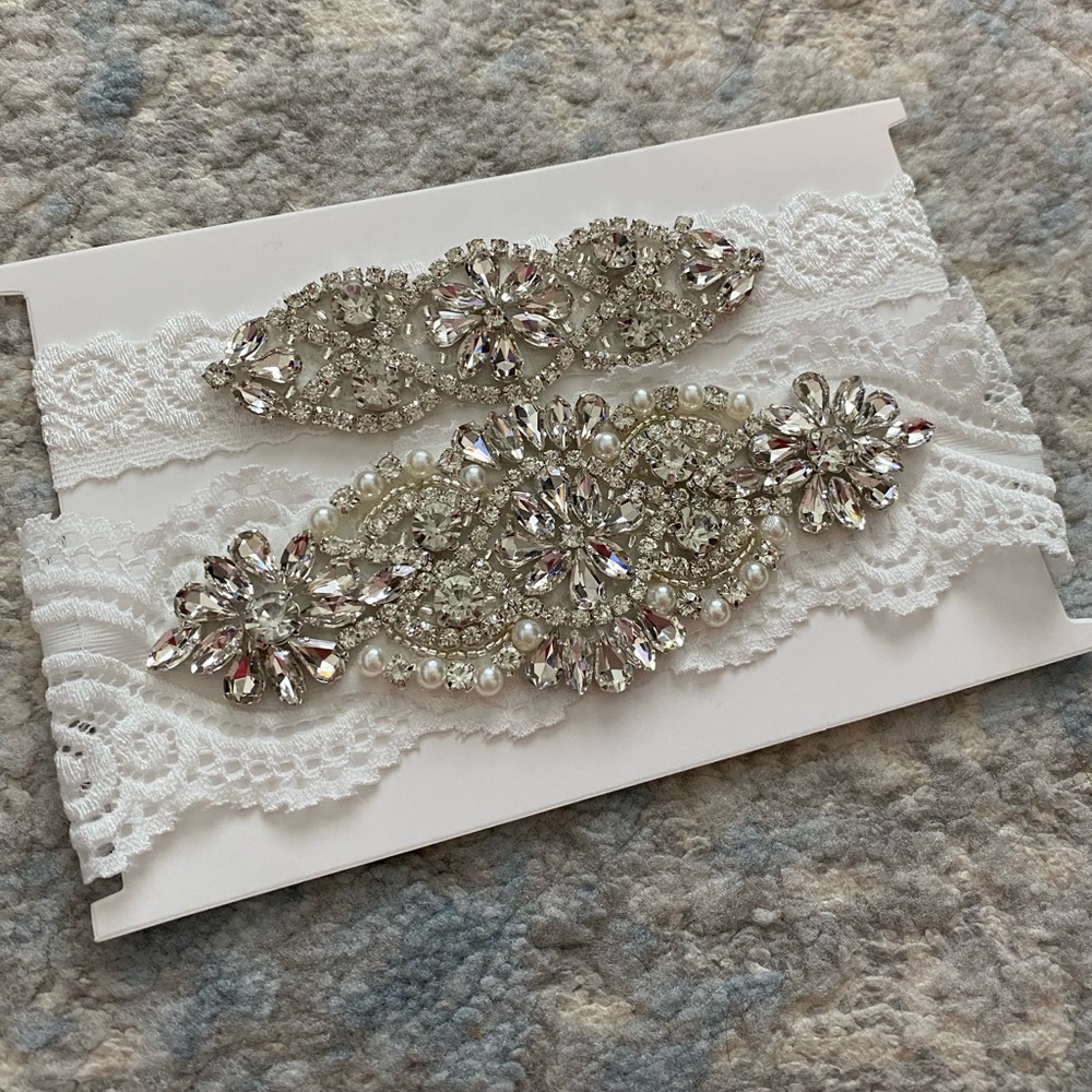 Bridal Garter set (NEVER WORN)